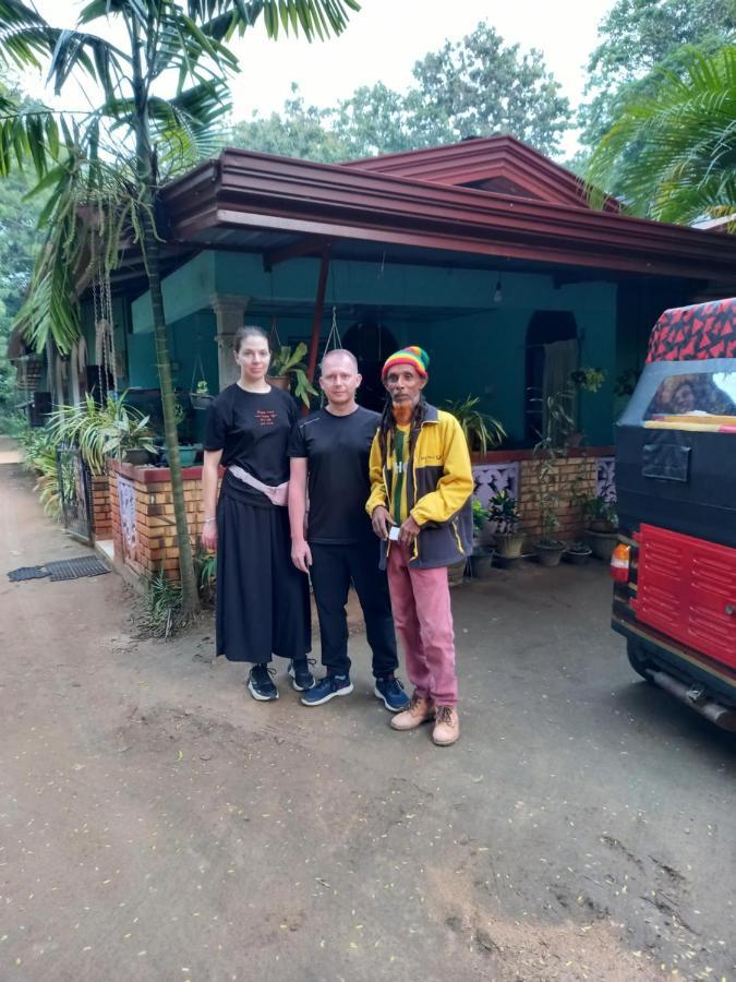 丹不拉 丹布勒旅馆酒店 外观 照片